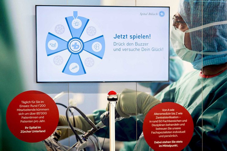 Die eigens für den Spital Bülach programmierte Glücksrad APP ist einfach in der Bedienung und zeigt ganz nebenbei gezielte Informationen zum Unternehmen.