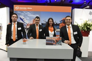 Marketingteam am Messestand