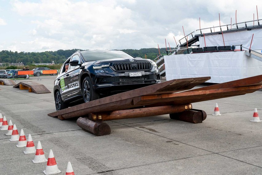 Nur für starke Nerven und gute Fahrzeuge. Der Hindernis-Parcours