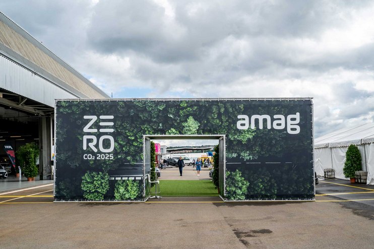 Gigantische Roadshow von AMAG in Dübendorf