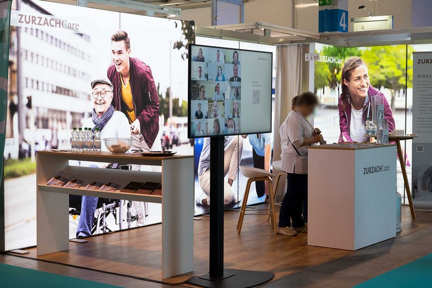 Ambiente mit Lichtpower aus dem BIG LEDup Programm. Sehr gelungene Bildkampagne und sehr anziehend.