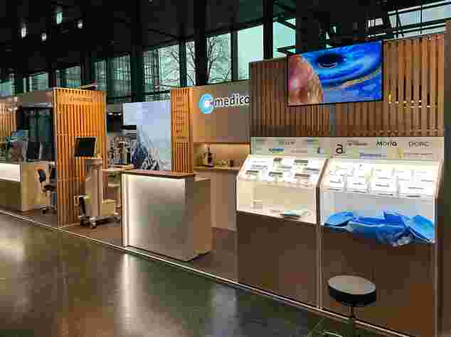Wunderbar inszenierter Kongress Stand. Bis in letzte Detail durchdacht und minutiös umgesetzt.